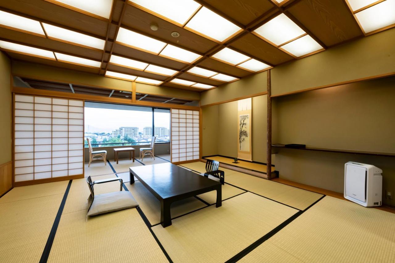 Tokiwa Hotel Kofu  Exterior photo