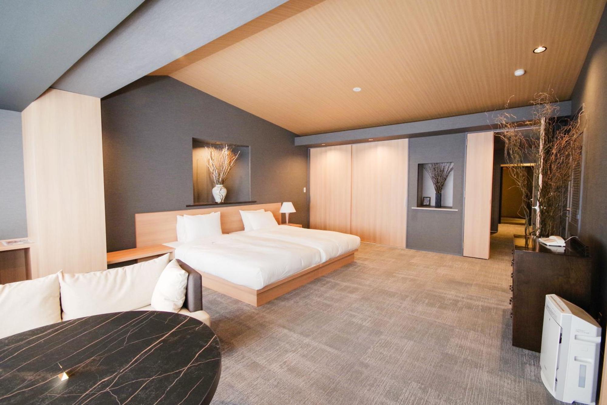 Tokiwa Hotel Kofu  Exterior photo